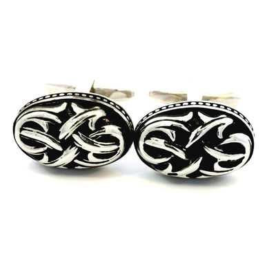 Manfred Cufflinks: Gothic style